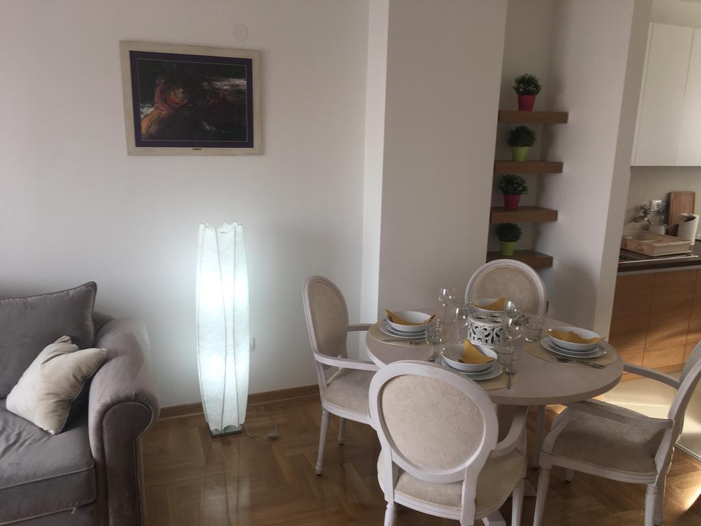 Apartment Posejdon Belgrad Zewnętrze zdjęcie