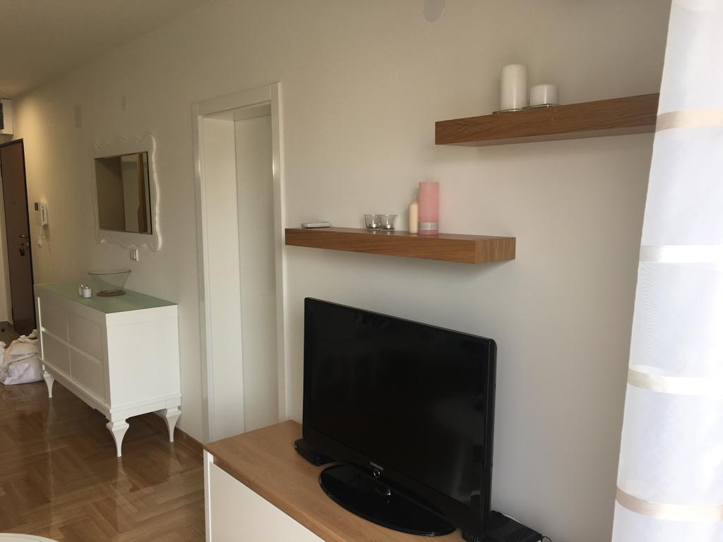 Apartment Posejdon Belgrad Zewnętrze zdjęcie