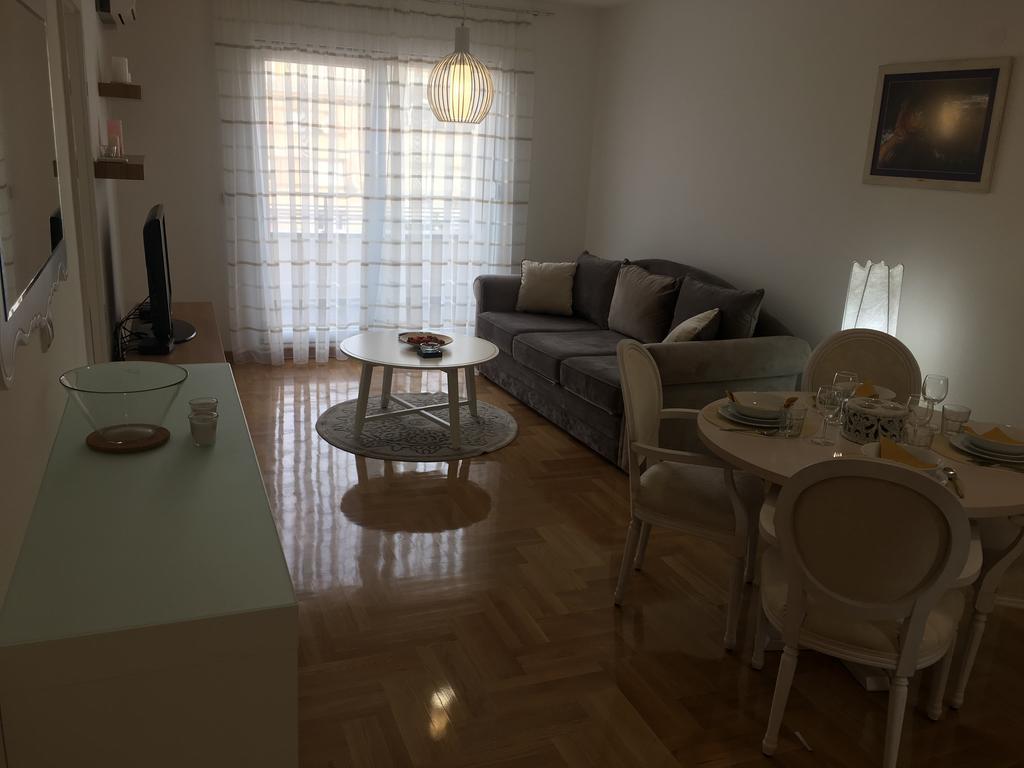 Apartment Posejdon Belgrad Zewnętrze zdjęcie