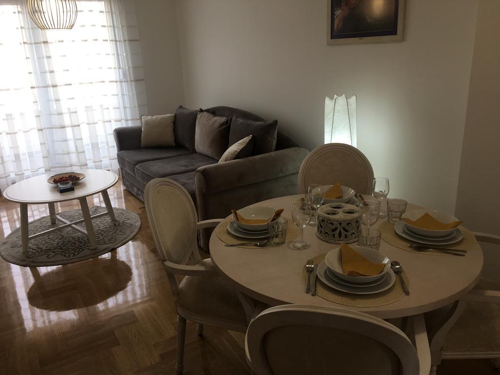 Apartment Posejdon Belgrad Zewnętrze zdjęcie